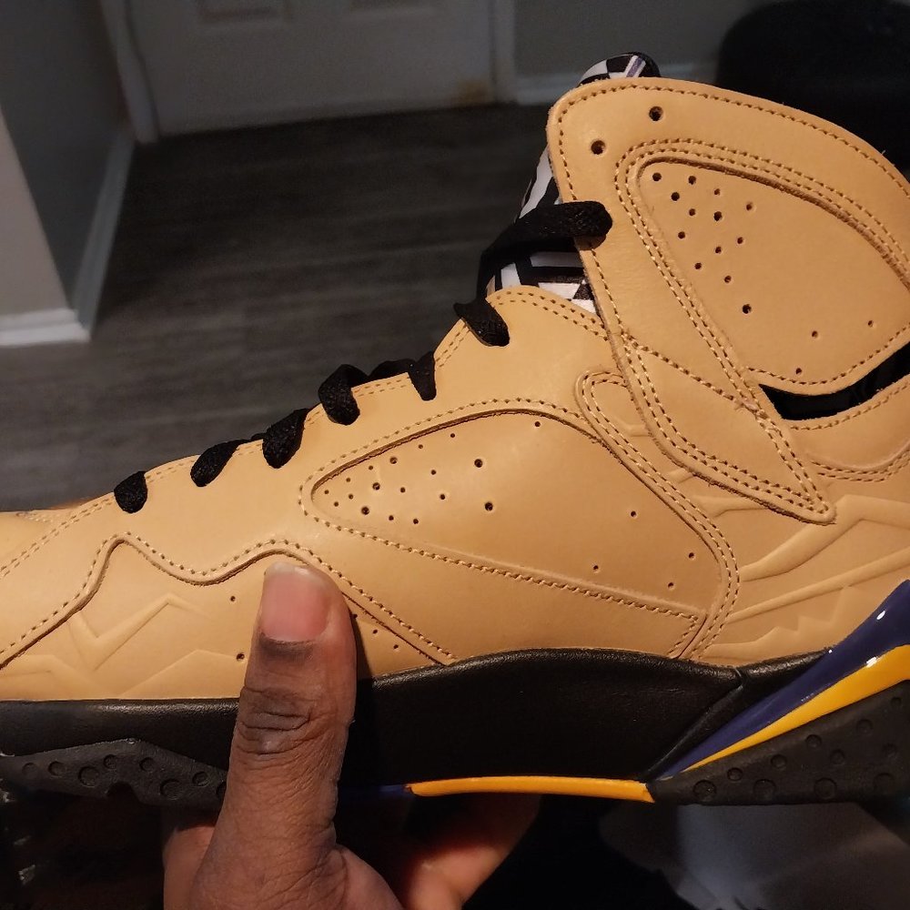 Nike jordan 8 afro beats